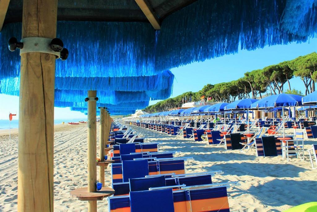 Leopardi Pineto Vacanza エクステリア 写真